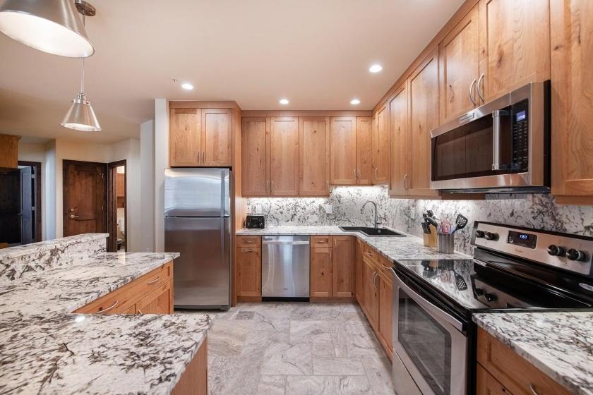 Spectacular Ski-In Ski-Out Zephyr Mountain Lodge Condo with Village Corridor View condo